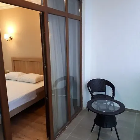 Jemka'S Modern Apartment باتومي المظهر الخارجي الصورة