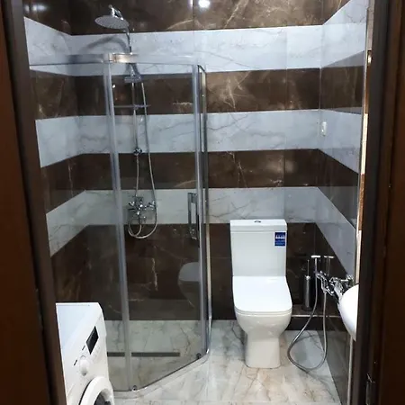 Jemka'S Modern Apartment باتومي المظهر الخارجي الصورة
